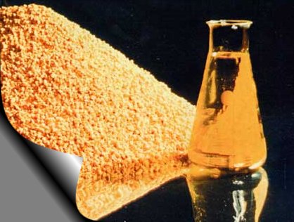 Riesige Chemieanlagen produzieren riesige Abfallhalden